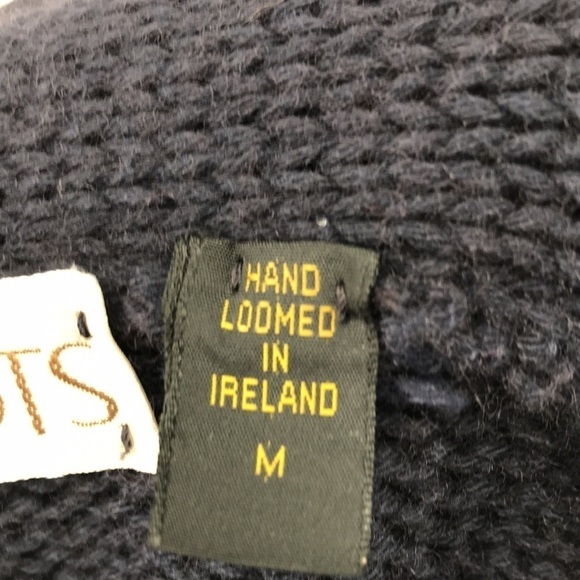 Roots Hand Loomed Wool 2 button Cardigan Navy Blue Size Medium - Picture 7 of 8